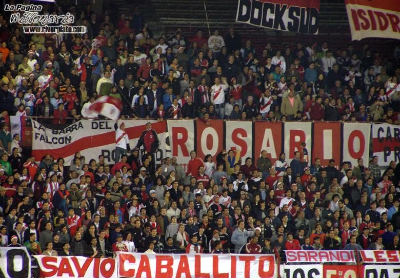 River Plate vs Liga Universitaria de Quito (LIB 2005) 32